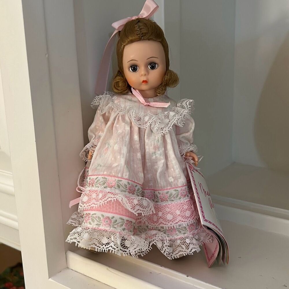 Madame Alexander Wendy Doll w/tags